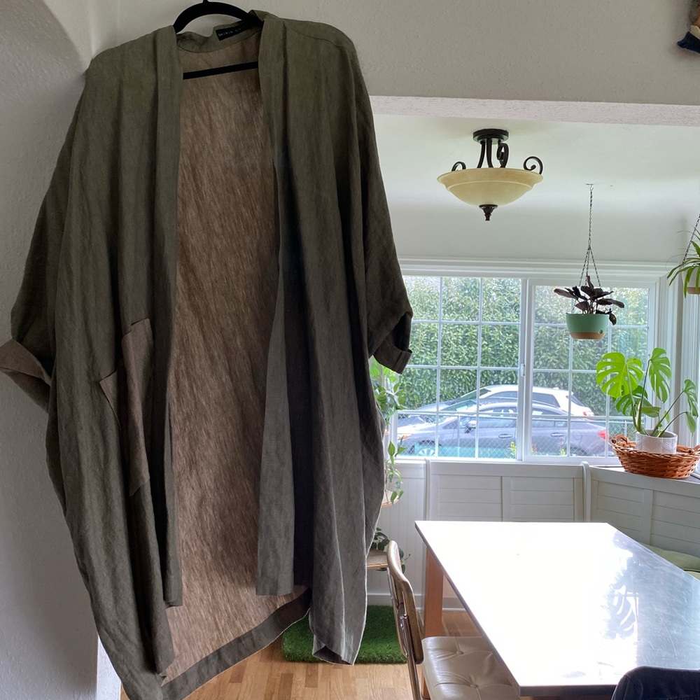 Designer Shirin Guild Linen Shall